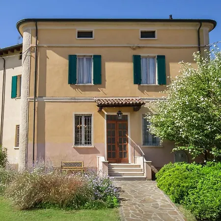 Oleandra With Pool Up To 12 People Villa Volta Mantovana