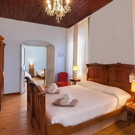 Oleandra With Pool Up To 12 People *